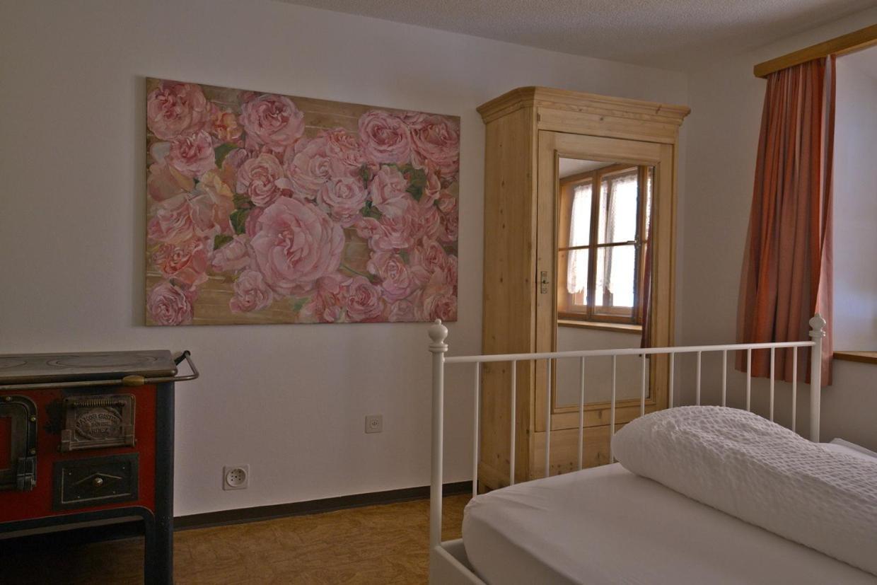 Chasa Sassalba Bed & Breakfast Lu Dış mekan fotoğraf
